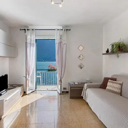 Casa Bellavista * Colonno